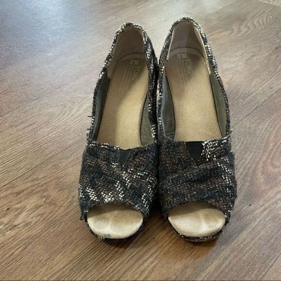 TOMS Wedge Peep Toe Sandals Womens Size W10Black Brown Tan Knit vintage - Picture 1 of 7